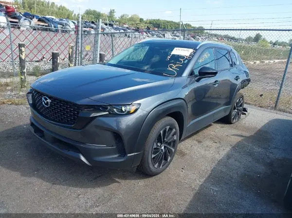 7MMVAAEW5SN131484 2025 MAZDA CX-50 - Image 2