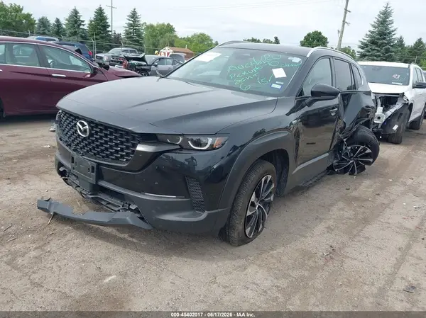 7MMVAAEW7SN131874 2025 MAZDA CX-50 - Image 2