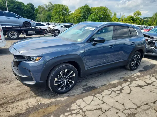 7MMVAAEW8SN138087 2025 MAZDA CX-50 - Image 1