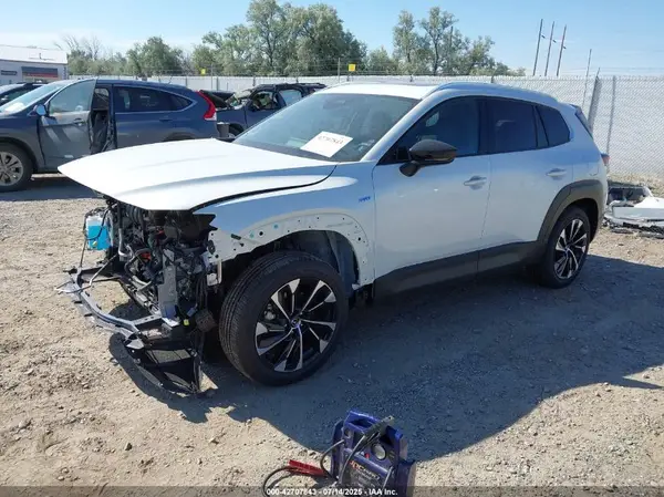 7MMVAAEWXSN109464 2025 MAZDA CX-50 - Image 2