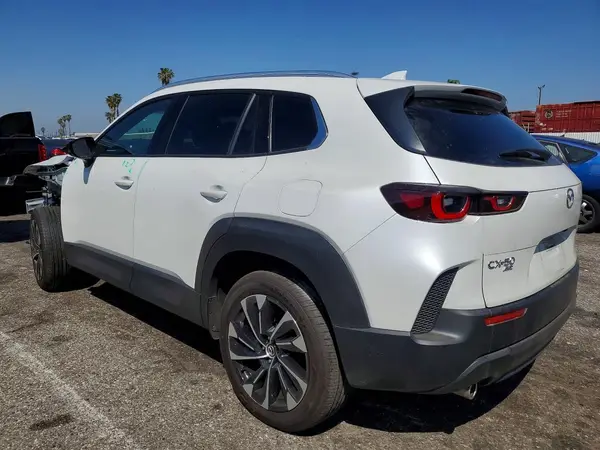 7MMVAAEWXSN116110 2025 MAZDA CX-50 - Image 2