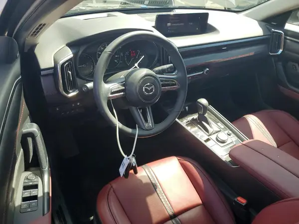 7MMVAAEWXSN122988 2025 MAZDA CX-50 - Image 8