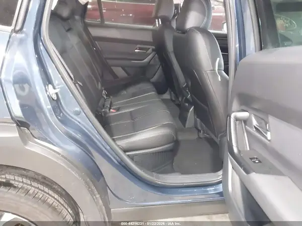 7MMVAAEWXSN142173 2025 MAZDA CX-50 - Image 8