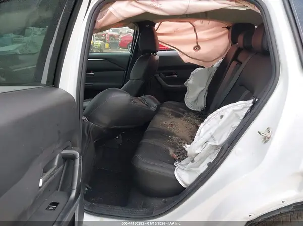 7MMVABAL2TN457018 2026 MAZDA CX-50 - Image 8