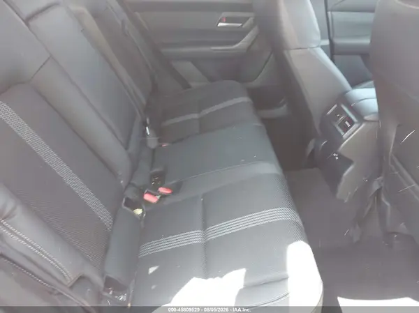 7MMVABAM1RN155396 2024 MAZDA CX-50 - Image 8