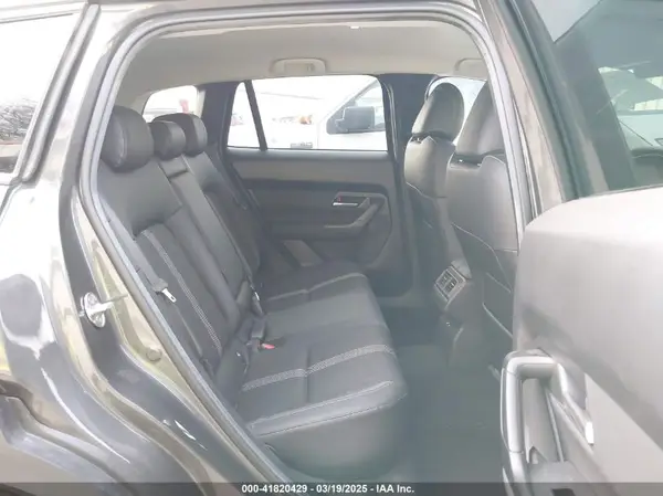 7MMVABAM3RN180185 2024 MAZDA CX-50 - Image 8