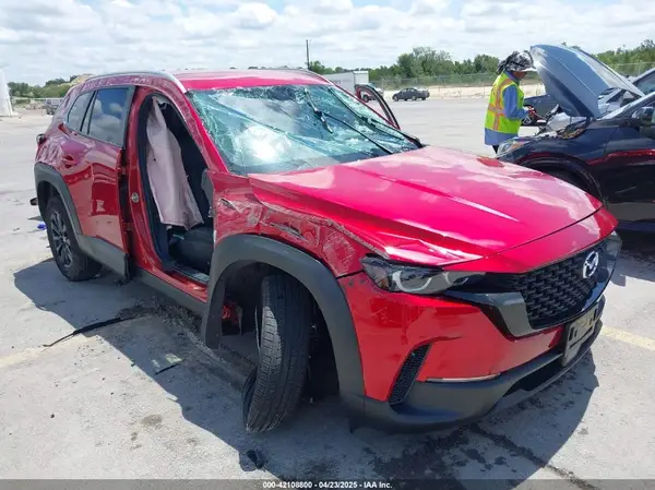 7MMVABAM3RN207983 2024 MAZDA CX-50 - Image 1