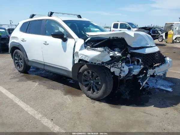 7MMVABAM3RN231331 2024 MAZDA CX-50 - Image 1
