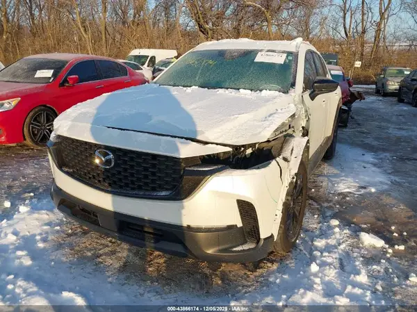 7MMVABAM4PN153428 2023 MAZDA CX-50 - Image 2