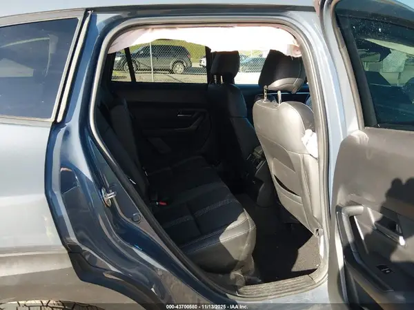 7MMVABAM4RN158566 2024 MAZDA CX-50 - Image 8