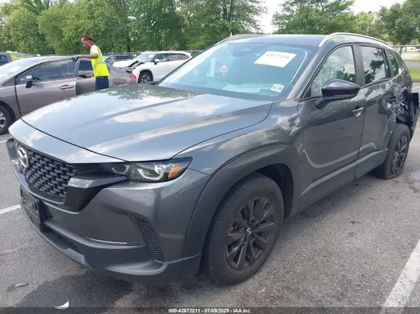 7MMVABAM4SN328415 2025 MAZDA CX-50 - Image 2