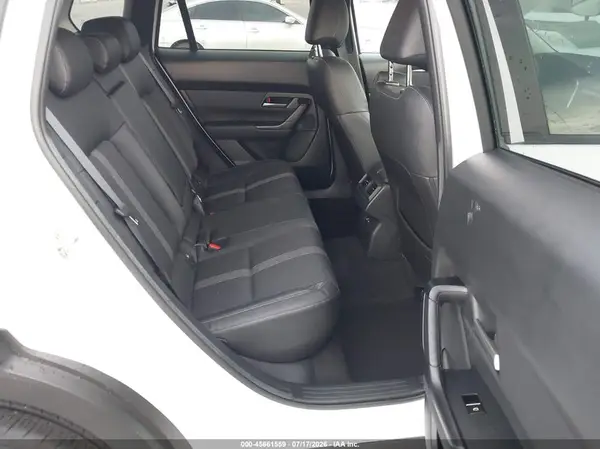 7MMVABAM5PN147492 2023 MAZDA CX-50 - Image 8