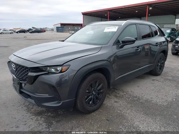 7MMVABAM5RN214756 2024 MAZDA CX-50 - Image 2