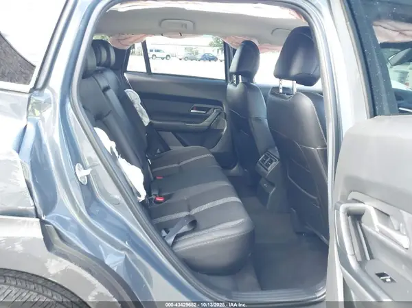 7MMVABAM5RN220394 2024 MAZDA CX-50 - Image 8