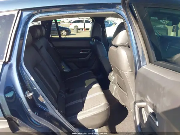 7MMVABAM6RN203961 2024 MAZDA CX-50 - Image 8