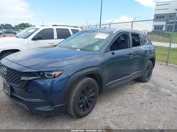 7MMVABAM6SN345684 2025 MAZDA CX-50 - Image 2