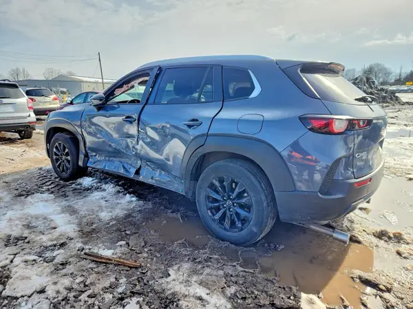 7MMVABAM7RN167682 2024 MAZDA CX-50 - Image 2
