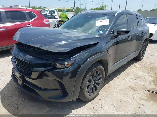 7MMVABAM7SN327369 2025 MAZDA CX-50 - Image 2