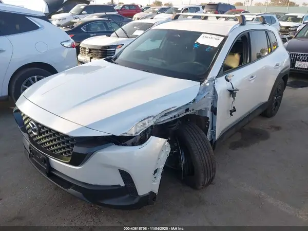 7MMVABAM7SN334015 2025 MAZDA CX-50 - Image 2