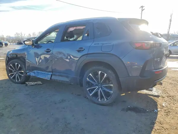7MMVABAM7SN373624 2025 MAZDA CX-50 - Image 2