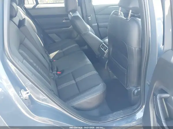 7MMVABAM9SN348045 2025 MAZDA CX-50 - Image 8