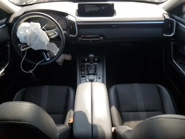 7MMVABAMXRN172035 2024 MAZDA CX-50 - Image 8