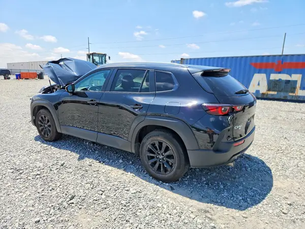 7MMVABAMXSN301915 2025 MAZDA CX-50 - Image 2