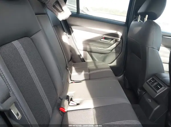 7MMVABBL5TN456430 2026 MAZDA CX-50 - Image 8