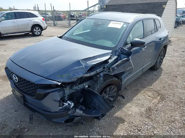 7MMVABBM0SN329544 2025 MAZDA CX-50 - Image 2