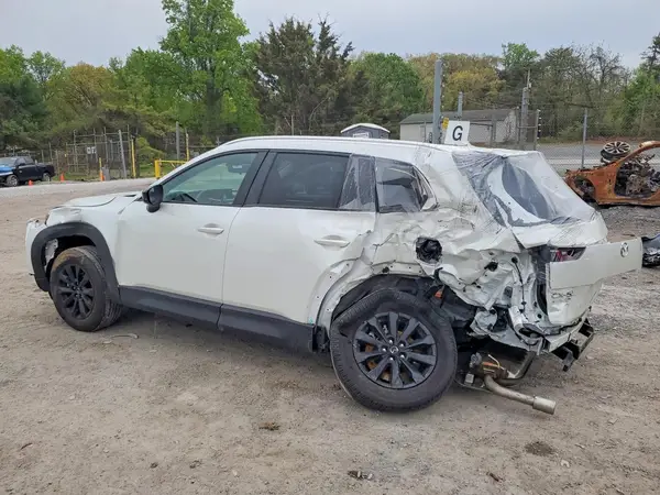 7MMVABBM0SN358235 2025 MAZDA CX-50 - Image 2