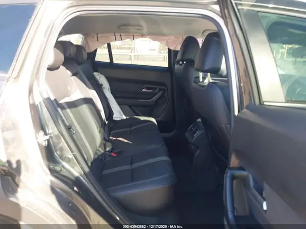 7MMVABBM0SN384558 2025 MAZDA CX-50 - Image 8