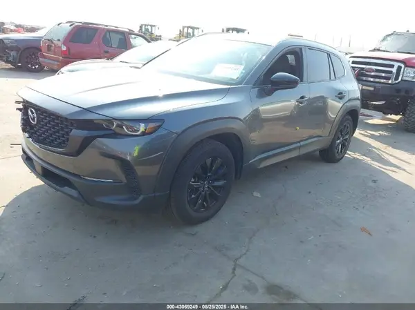 7MMVABBM1RN182967 2024 MAZDA CX-50 - Image 2