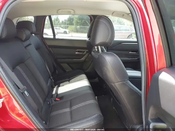 7MMVABBM1RN183570 2024 MAZDA CX-50 - Image 8