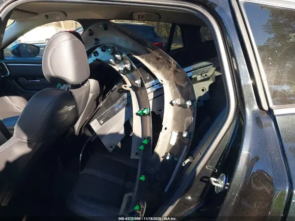 7MMVABBM1SN302966 2025 MAZDA CX-50 - Image 8
