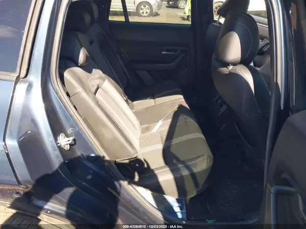 7MMVABBM1SN313112 2025 MAZDA CX-50 - Image 8