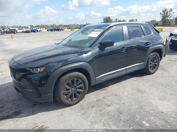 7MMVABBM1SN318360 2025 MAZDA CX-50 - Image 2