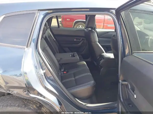 7MMVABBM2RN179589 2024 MAZDA CX-50 - Image 8