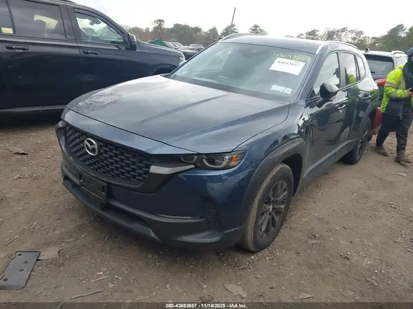 7MMVABBM3RN242134 2024 MAZDA CX-50 - Image 2