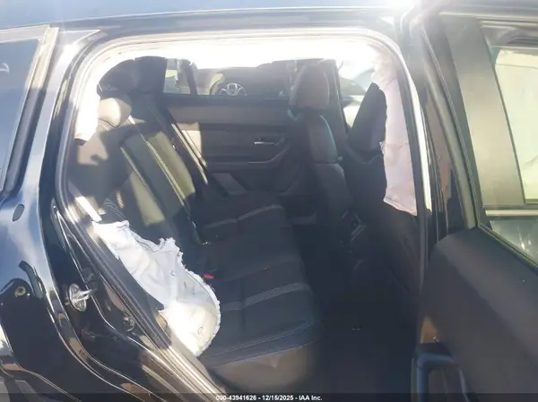 7MMVABBM4SN301309 2025 MAZDA CX-50 - Image 8