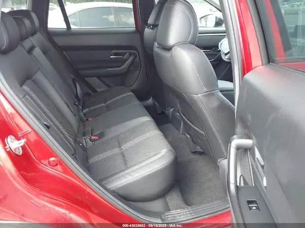 7MMVABBM4SN305117 2025 MAZDA CX-50 - Image 8