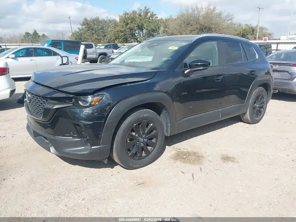 7MMVABBM4SN315811 2025 MAZDA CX-50 - Image 2