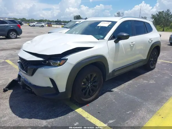 7MMVABBM4SN332172 2025 MAZDA CX-50 - Image 2