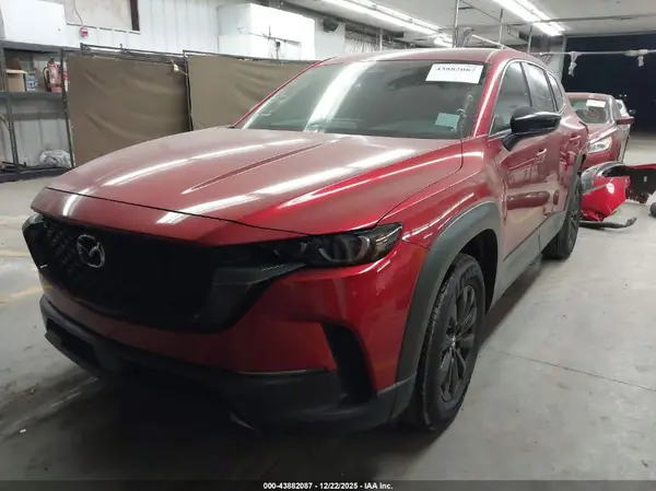 7MMVABBM4SN377872 2025 MAZDA CX-50 - Image 2