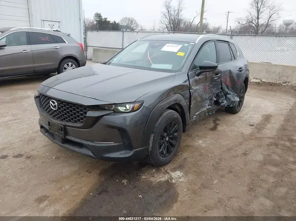 7MMVABBM4SN381551 2025 MAZDA CX-50 - Image 2