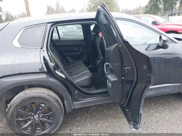 7MMVABBM5RN177058 2024 MAZDA CX-50 - Image 8