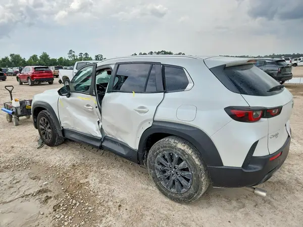 7MMVABBM5RN182468 2024 MAZDA CX-50 - Image 2
