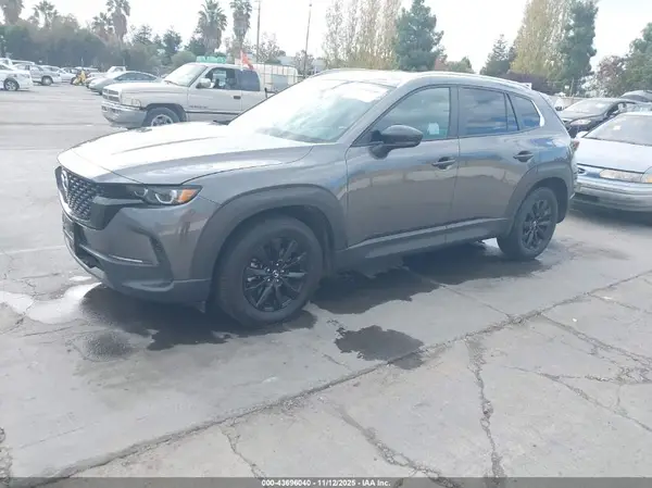 7MMVABBM5SN300413 2025 MAZDA CX-50 - Image 2