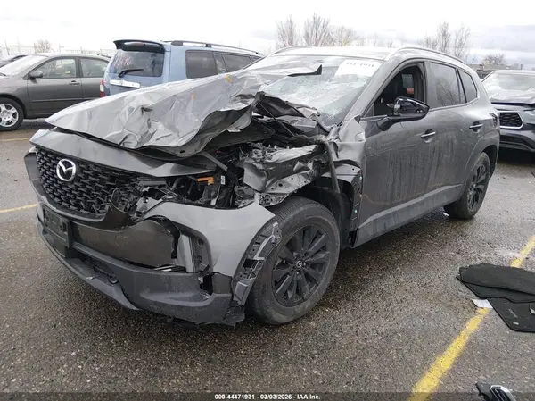 7MMVABBM5SN301576 2025 MAZDA CX-50 - Image 2