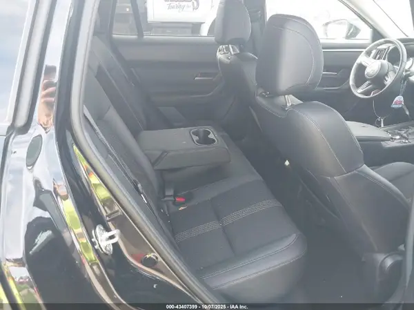 7MMVABBM5SN307555 2025 MAZDA CX-50 - Image 8