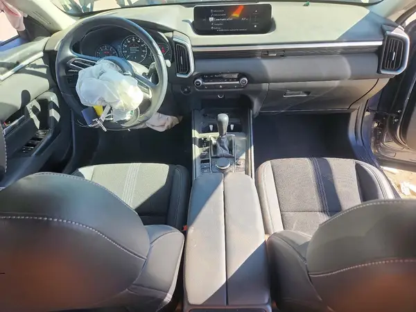 7MMVABBM5SN341379 2025 MAZDA CX-50 - Image 8